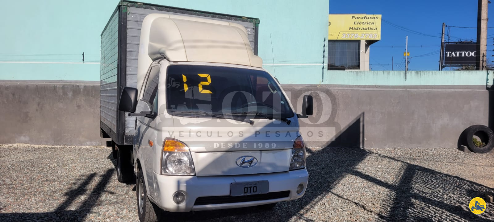CAMINHAO HYUNDAI HR Baú Furgão 3/4 4x2 Oto Veículos Pesados CURITIBA PARANÁ PR